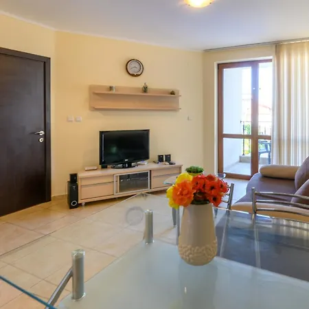 Apollon Apartman *